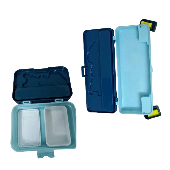 Lunch box with a geometry box set.
